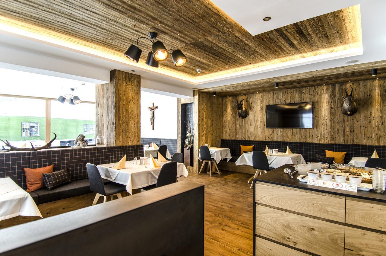 Hotel Garni Persutt Ischgl Exterior photo